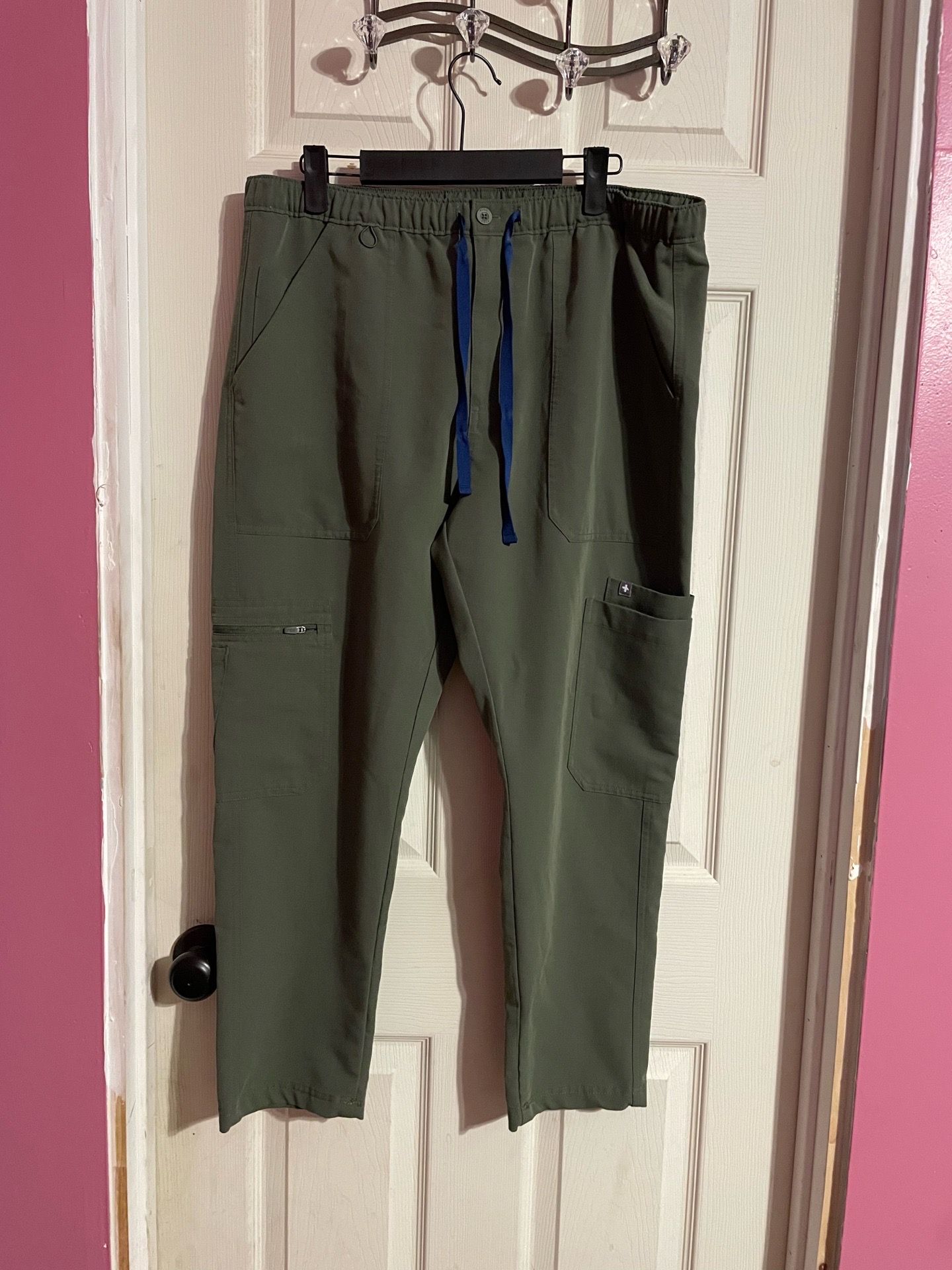 Figs Men scrub pants