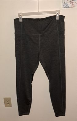 Women's Avia Leggings with Pockets - Size: L