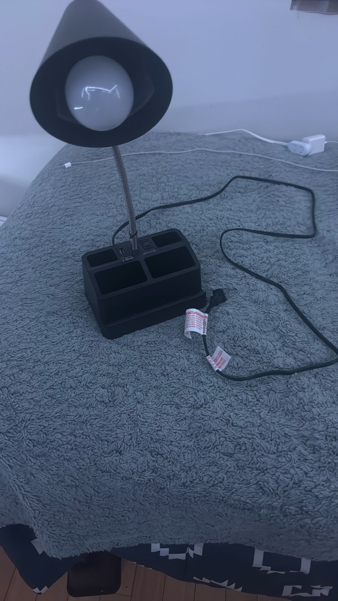 adjustable lamp with usb