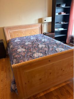 Queen Bedroom Set