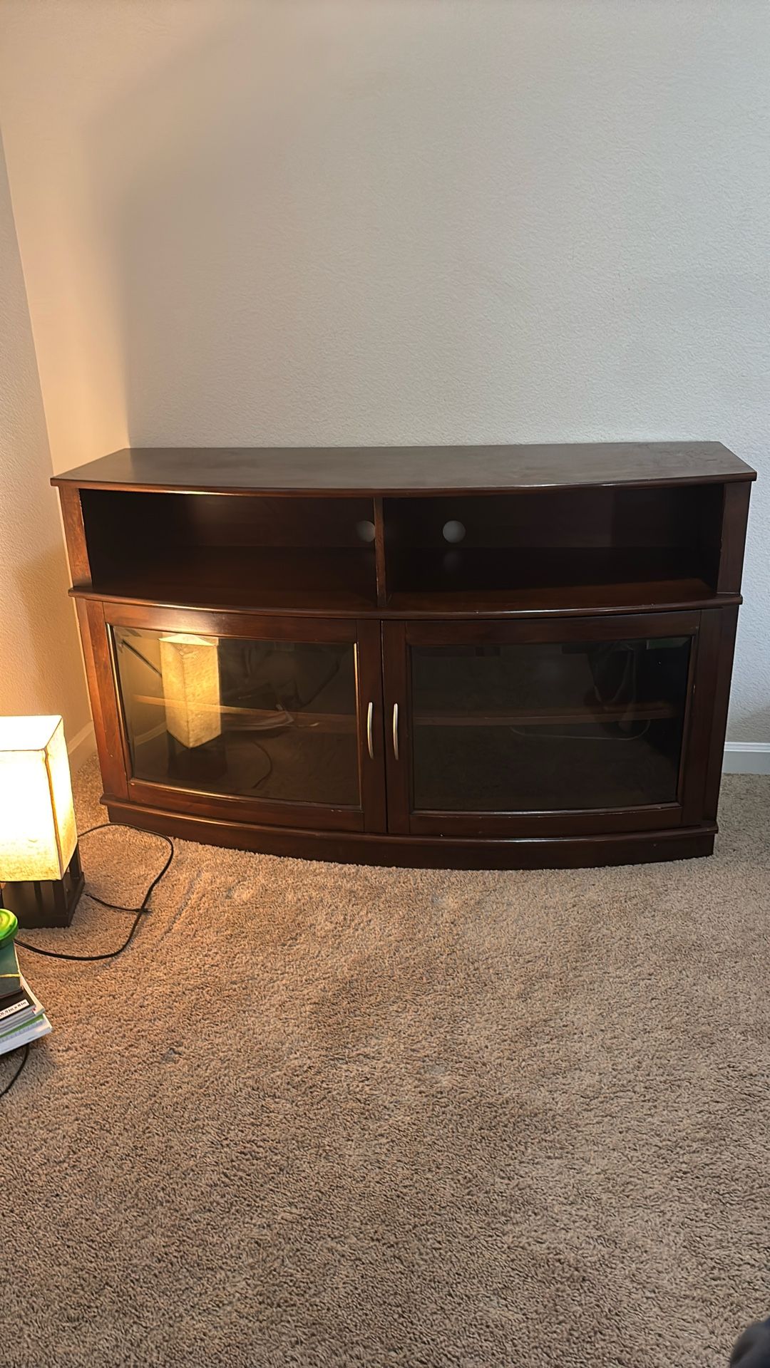 Solid Wood TV Stand – Heavy Duty, Great Condition, Lots of Storage