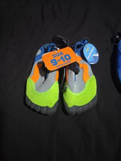 Kids water shoes