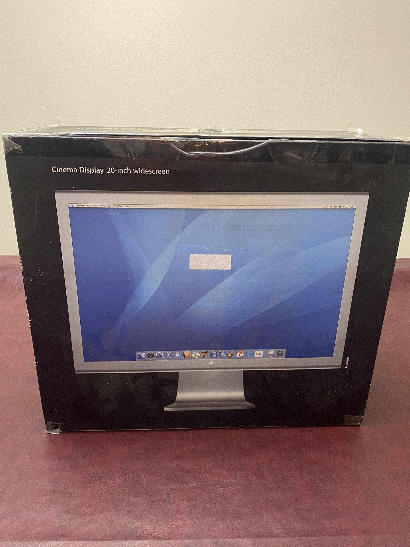 Apple Cinema Display 20-inch Widescreen