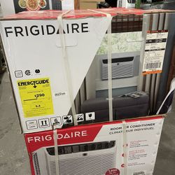  Frigidaire 28,000 BTU Window-Mounted Room Air Conditioner in White with Remote