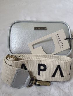 Parchita Purse 👜