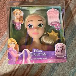 Disney princess Rapunzel styling head