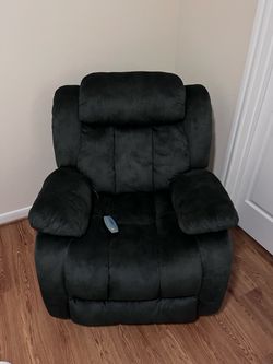 Heated, Massaging Reclining Chair