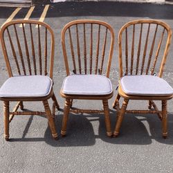 VTG RICHARDSON BROS. SOLID OAK CHAIRS