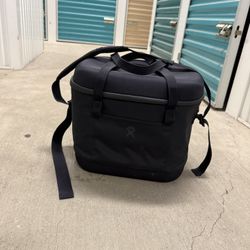 Hydro Insulated soft cooler