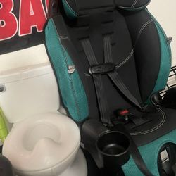 Toddler Car seat And Training Toilet