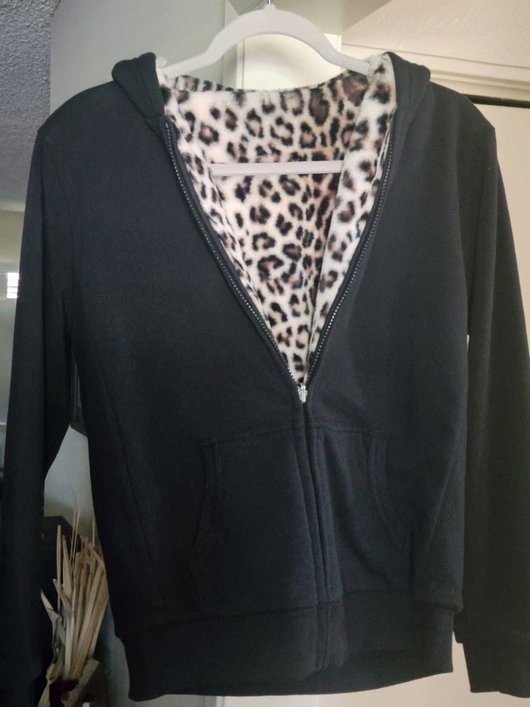 Womens ( SZ S) BUTTER HOODY NEW