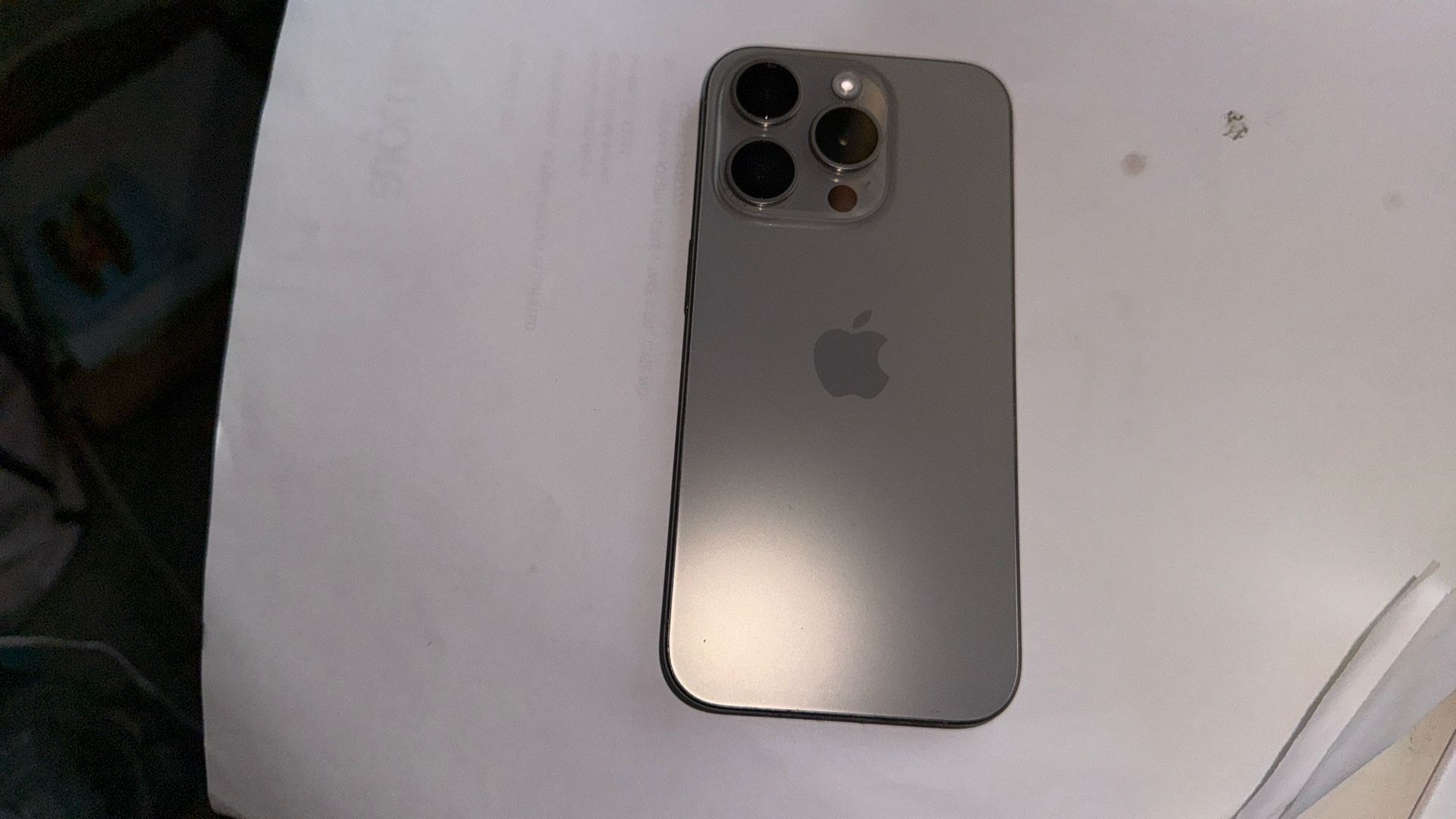 iPhone 15 pro Steel - Unlocked