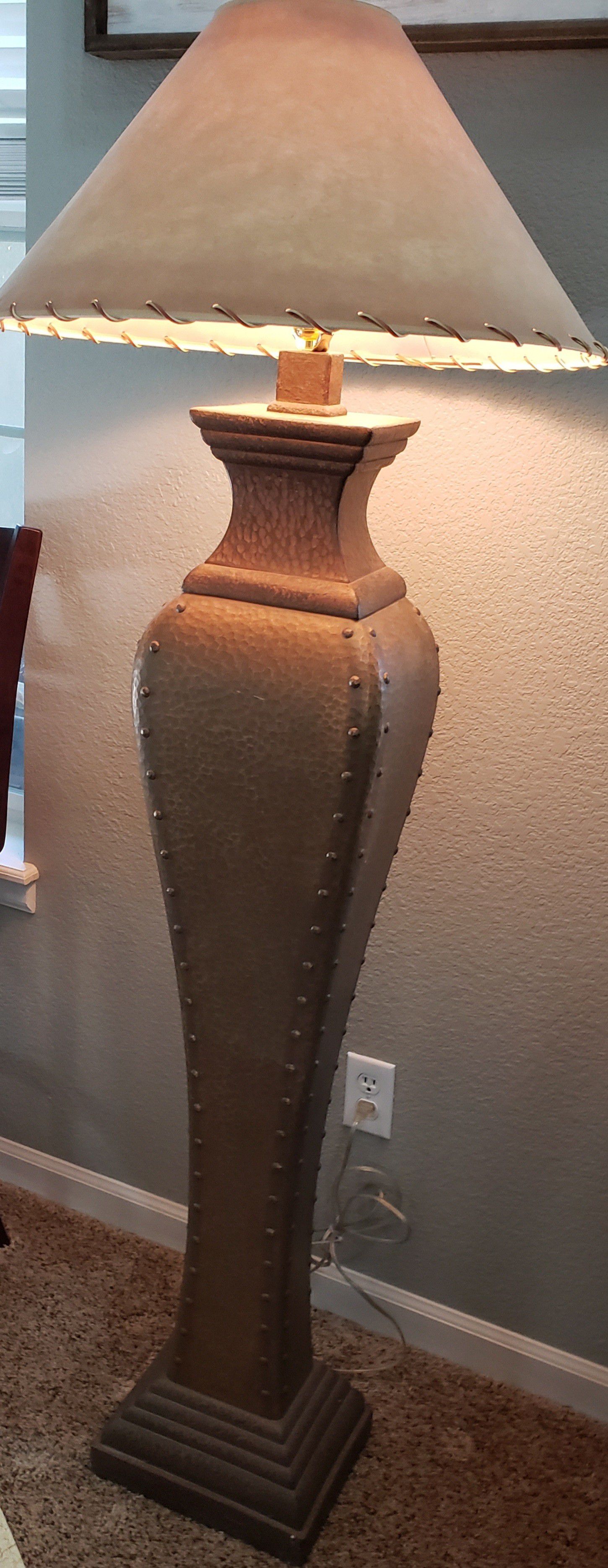 FLOOR DECOR LAMP AND LAMP SHADE 64" height
