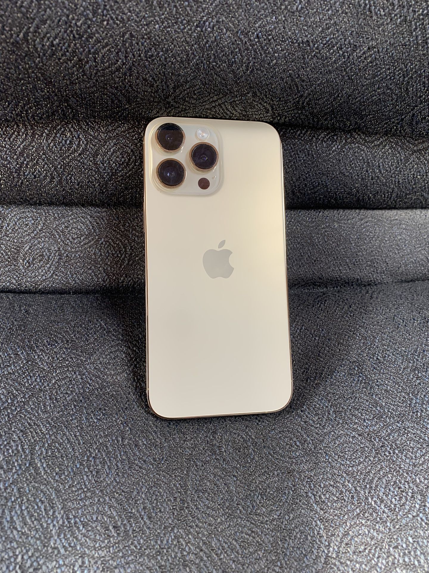 iPhone 14 Pro Max Activation Lock For Parts