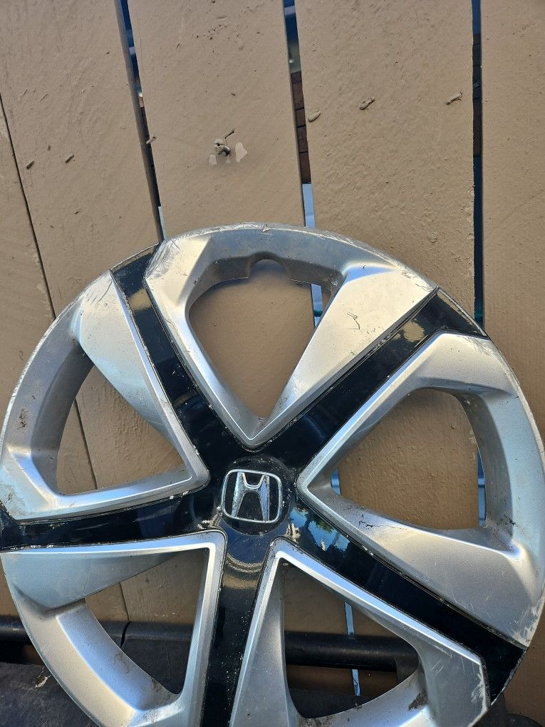 Honda Civic Hubcap for Sale in Los Angeles, CA OfferUp