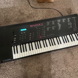 80’s Synth E-Mu Emax II Keyboard Piano 16-Bit Digital Sampler 