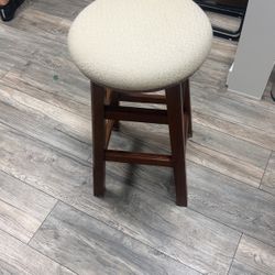 Wood Stool w/ Rotating Top