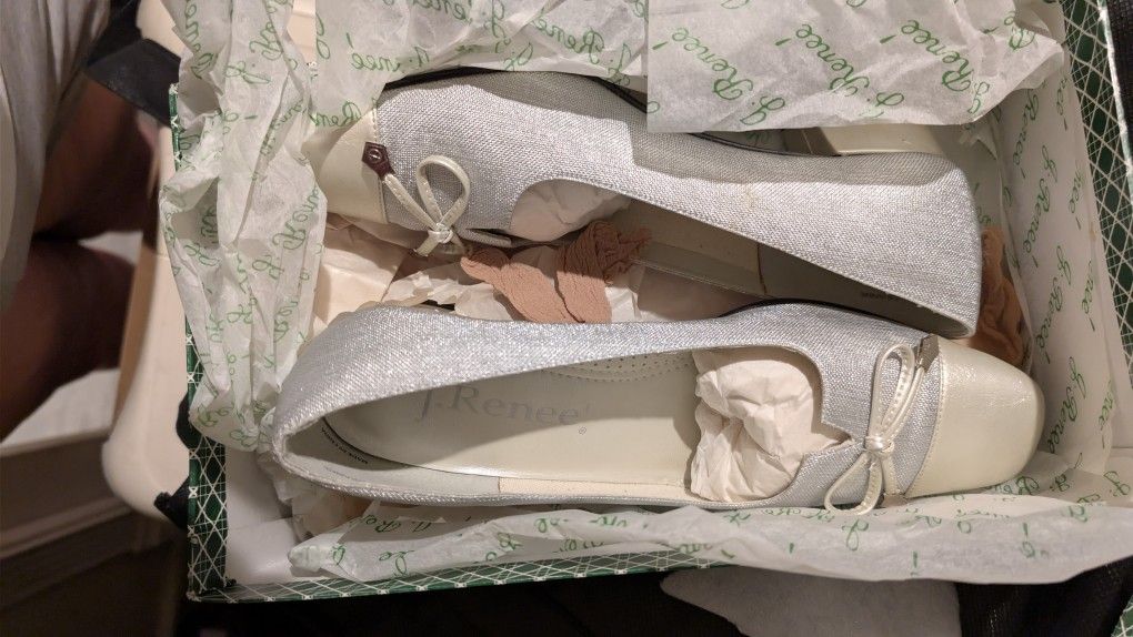 Size 7 Silver Dress Shoes