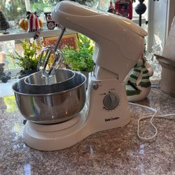 Betty Crocker Mixer