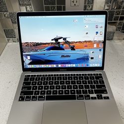 MacBook Air 13”