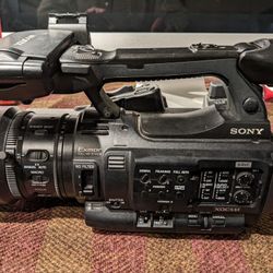 Sony XDCAM PXW-X200 Professional Camcorder