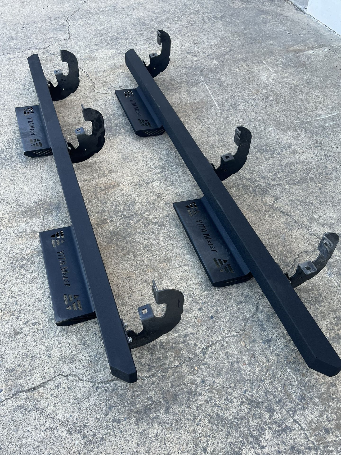 Side step runners