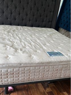 USED KING SIZE MATTRESS ONLY