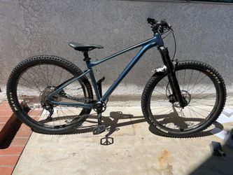 Giant Fathom 2 - Medium
