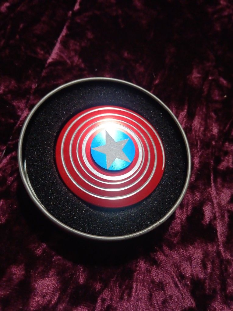 Captain American Marvel Metal Shield Fidget Spinner Red White Blue Mesmerizing