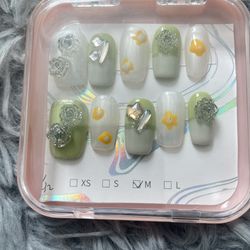 Handcrafted Press On Nails