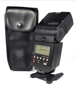 Canon Speedlite 550EX TTL Shoe Digital Flash w/ Canon Case