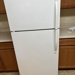 Kenmore Kitchen Appliances (white)