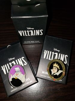 BLIND BOX LOUNGEFLY DISNEY VILLAINS PINS