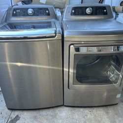 Kenmore. Washer And Gas DRYER 