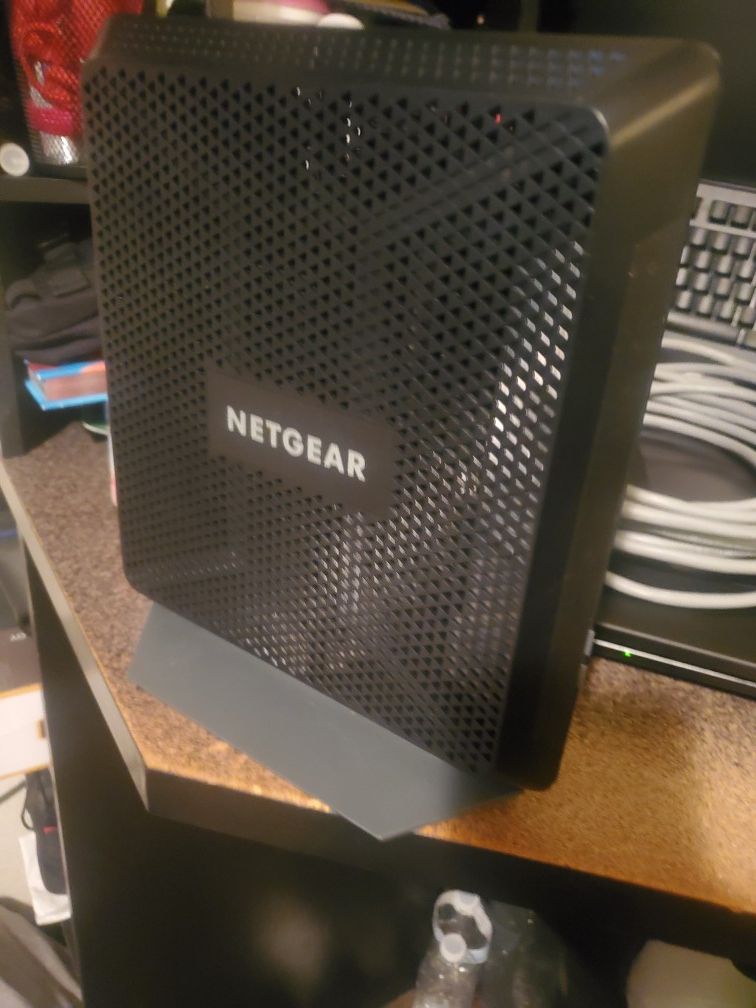 NETGEAR AC1900 Cable Modem Router C7000