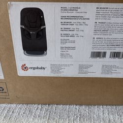 Baby Bouncer- Ergobaby Evolve 3-in-1 Bouncer