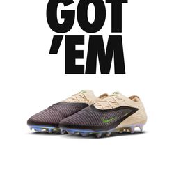 Kobe phantom 6 Low Elite  - Size 7 men’s 