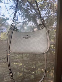 White coach Teri Shoulder Bag