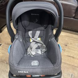 UPPAbaby Car seat MESA