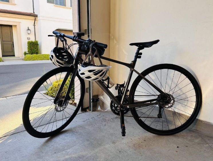 2021 Giant Fastroad SL3 (Size Medium) Hybrid Road bike