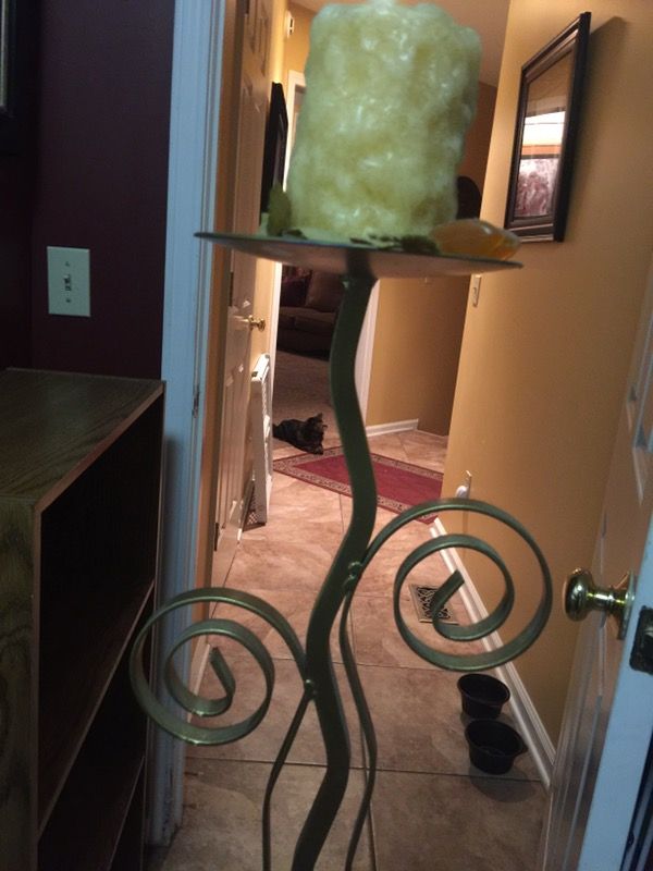 CANDLE HOLDER
