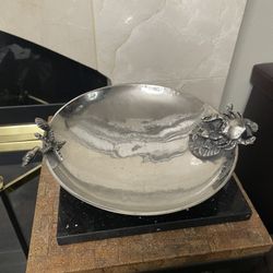 Cast Aluminum Bowl with Seashells and Crab
