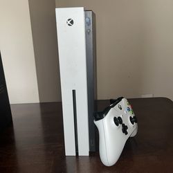 Microsoft - Xbox One S White(controller included)