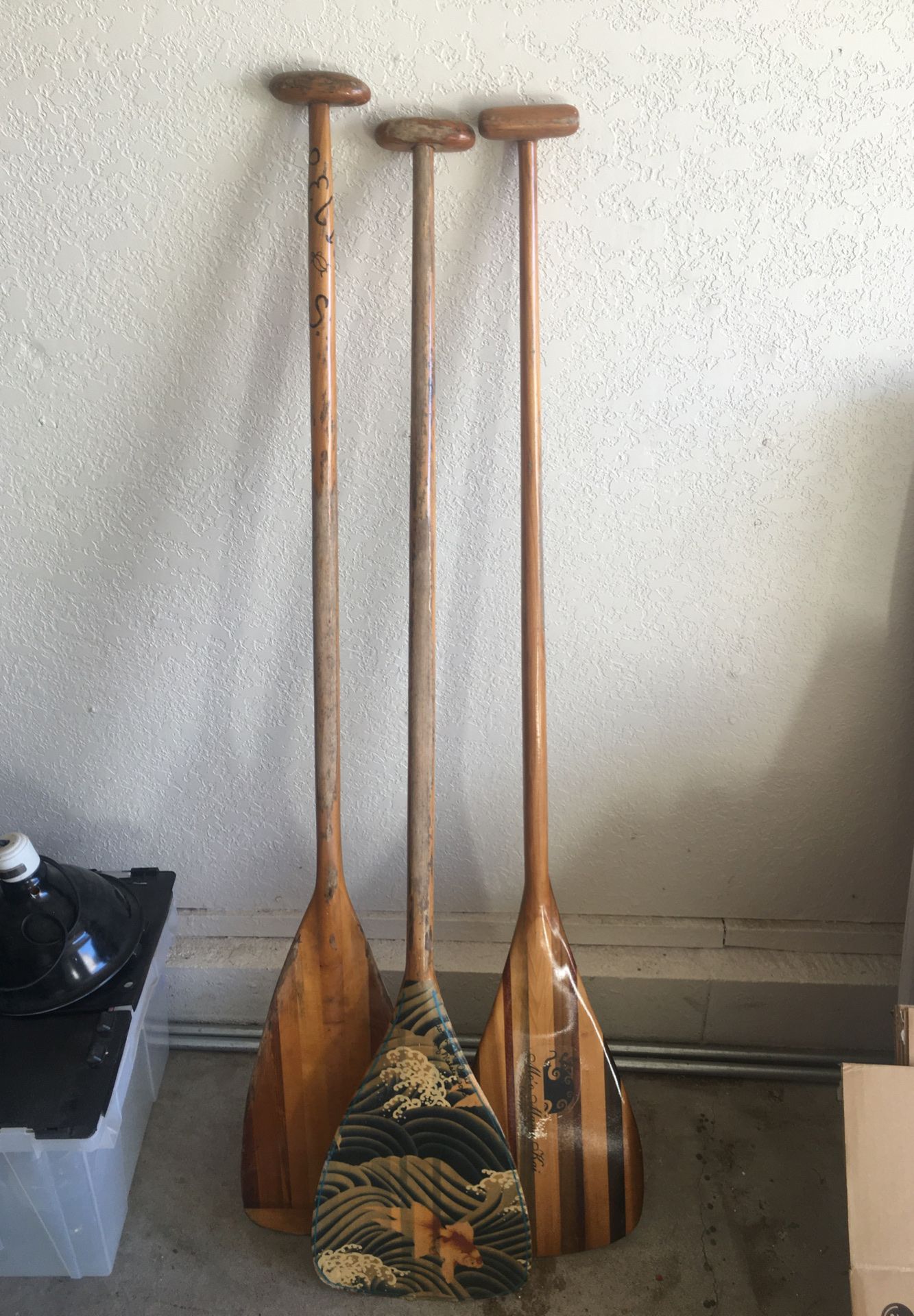 Canoe paddles