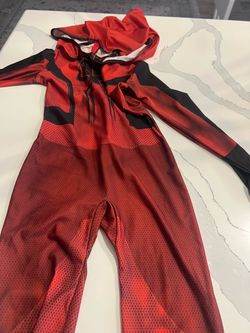 Spiderman costume size 12-14