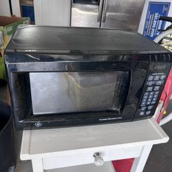 Counter Microwave 