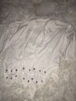 Baby White long sleeve onesies