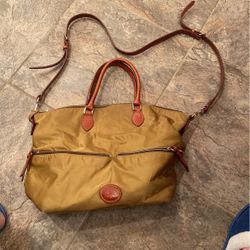Dooney & Bourke