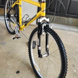Raleigh Mountain Bike