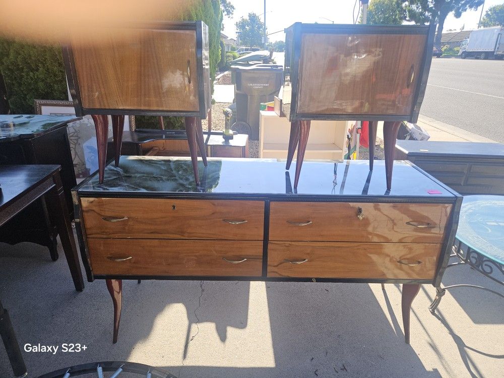 Dresser And Night Stands